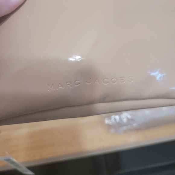 New Marc Jacobs Cosmetic Makeup Bag Toiletry Case Pouch Small Beige - Picture 2 of 4